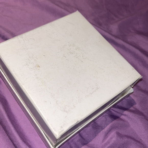 Vintage Italian made in Italy Versace Display Box case minors signs of use white - Picture 4 of 6